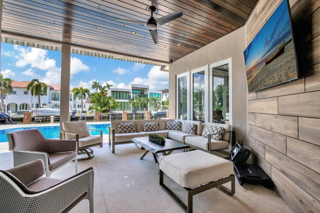 Photo of Others in Las Olas Isles