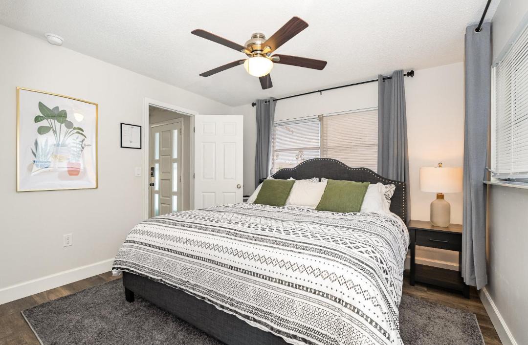 Photo of Bedroom in Indian Harbour Beach