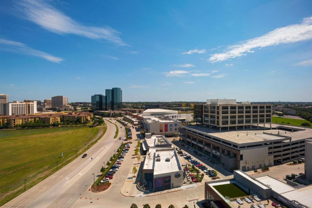 Photo of Others in Las Colinas