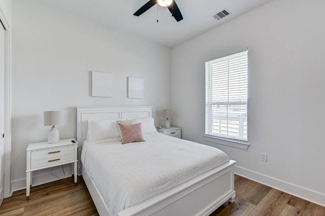 Photo of Bedroom in Galveston