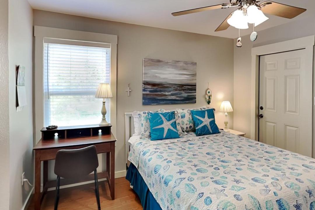 Photo of Bedroom in Rockport