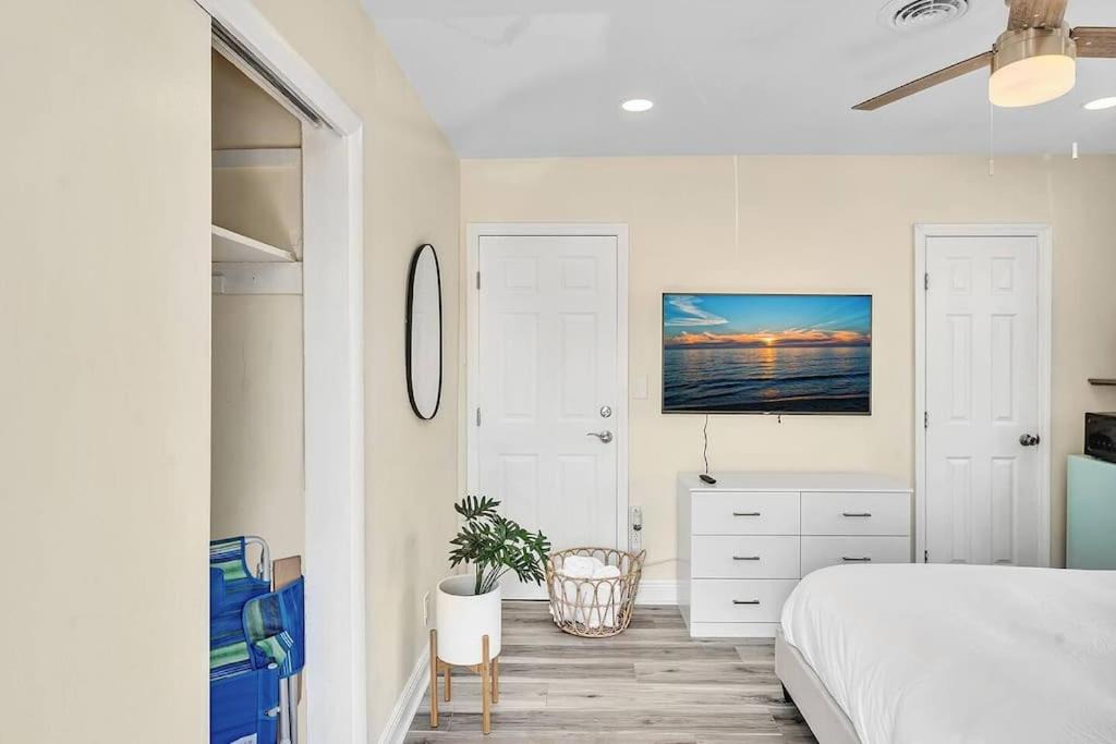 Photo of Others in Coral Ridge Isles