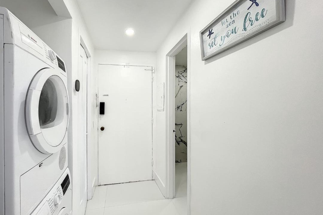 Photo of Bathroom in Hollywood South Central Beach