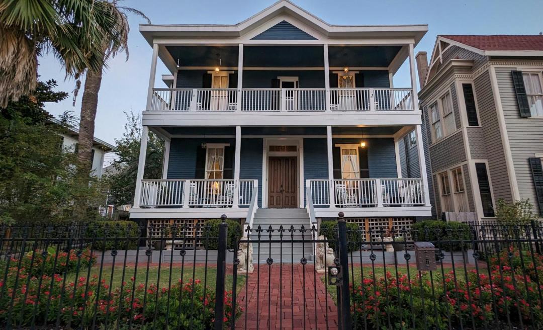 Photo of Others in Galveston