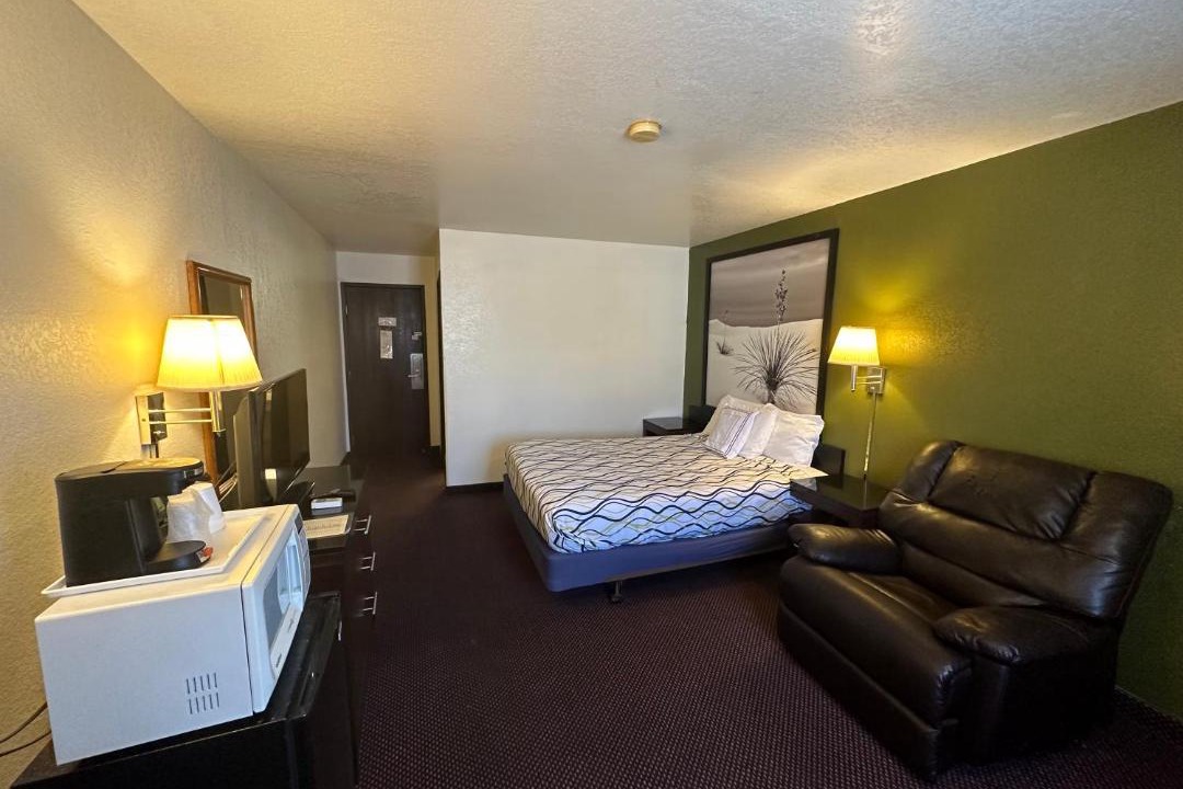 Photo of Bedroom in Ruidoso