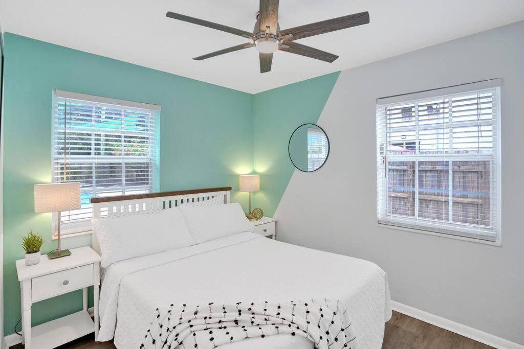 Photo of Bedroom in South Middle River