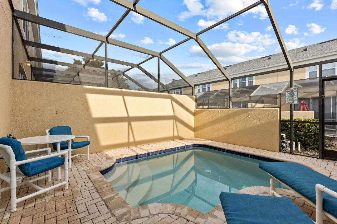 Photo of Outdoor in Windsor Hills