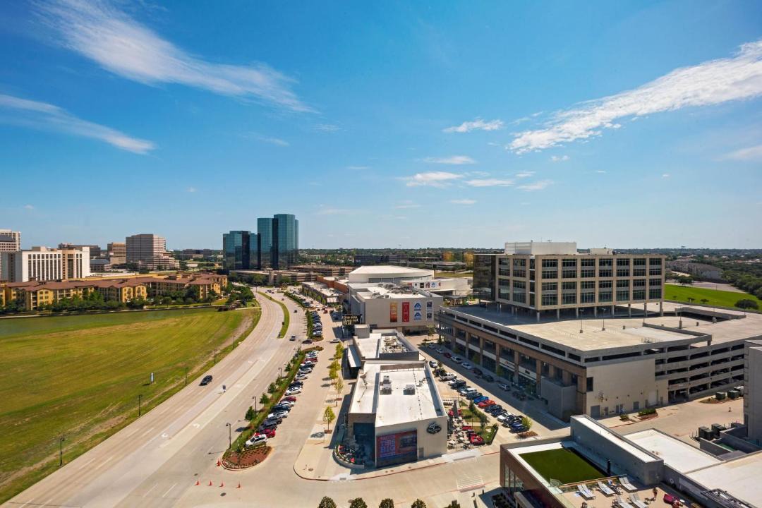 Photo of Others in Las Colinas