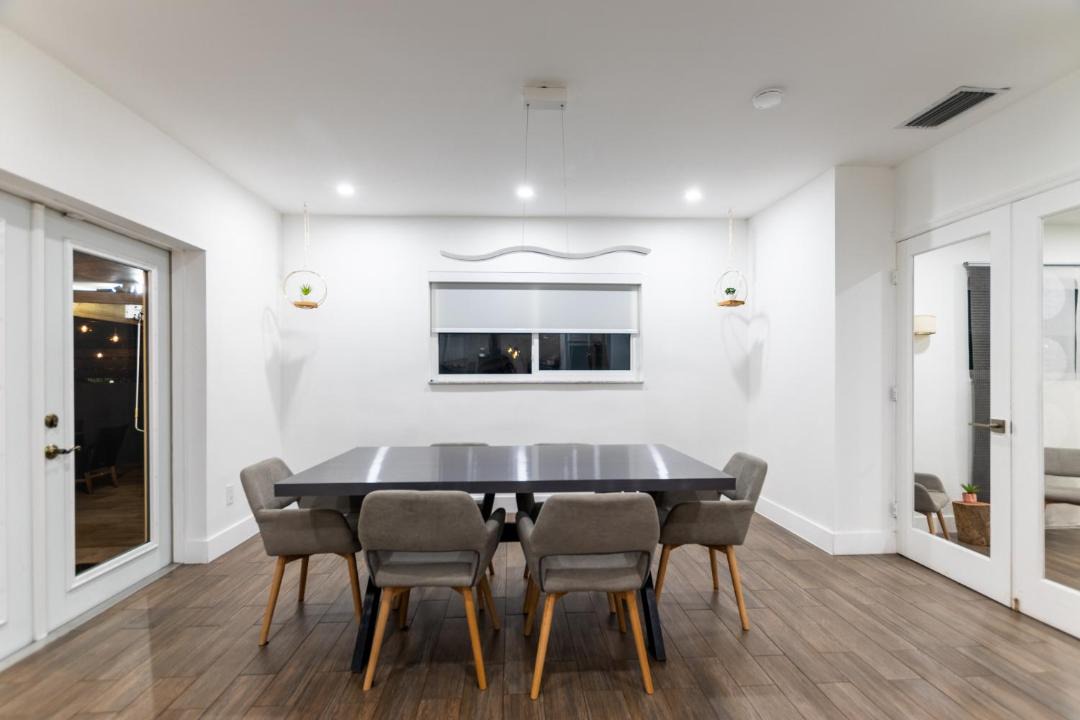 Photo of Livingroom in North Miami Beach
