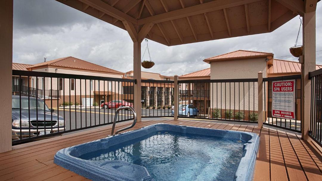 Photo of Patio Balcony in Branson Theater District