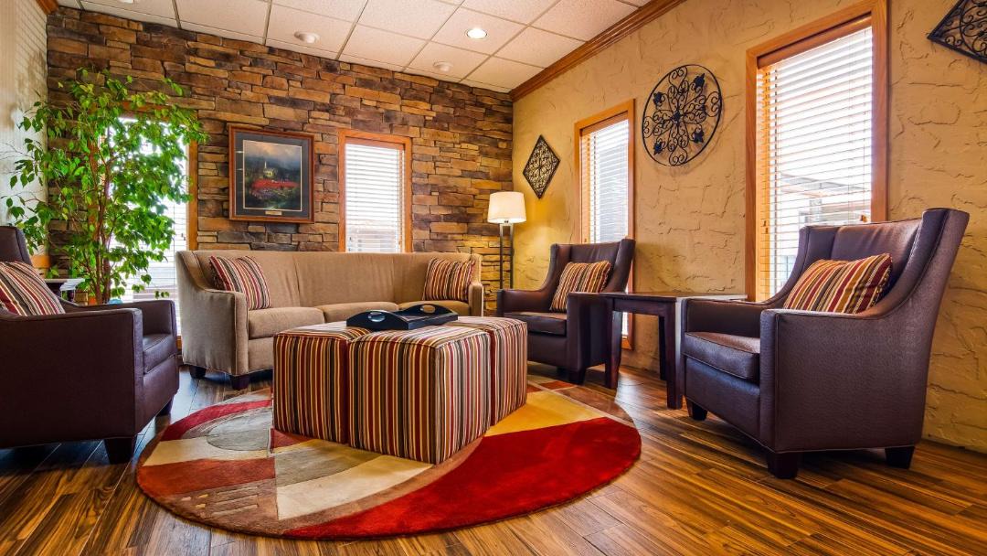 Photo of Livingroom in Branson Theater District