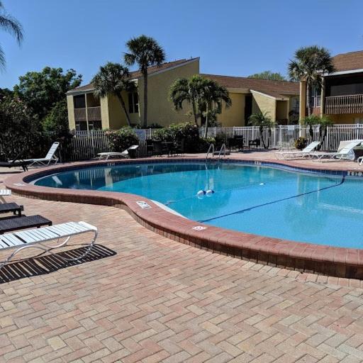 Photo of Others in Gulf Gate Estates