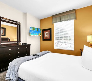 Vista Cay Resort 