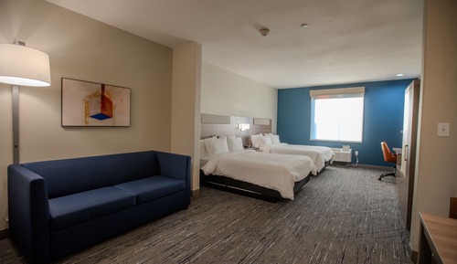 Suite, Multiple Beds