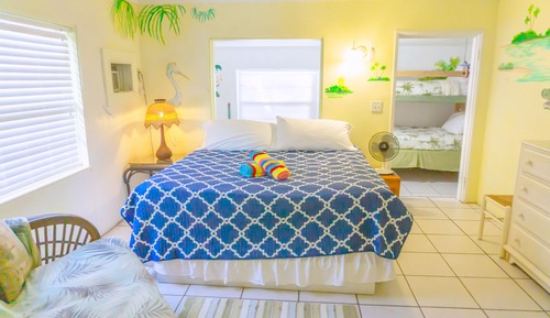 Comfort Duplex, Kitchenette, Beachside