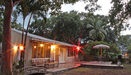 Family House, 2 Bedrooms, Kitchen, Beachside