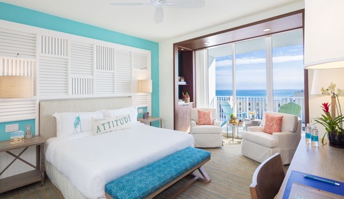 Room, 1 King Bed (Partial Ocean)