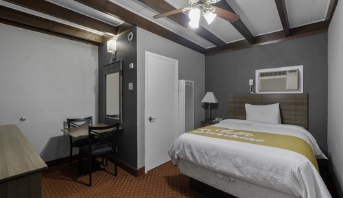 Standard Room, 1 Double Bed