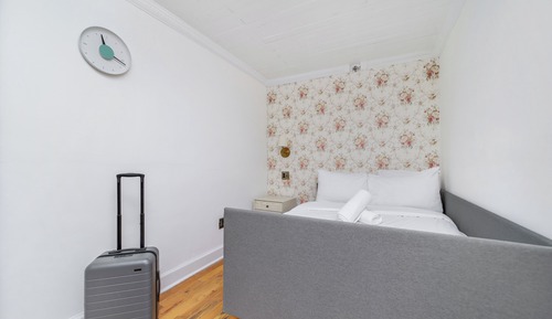 Standard Room, 1 Double Bed, Private Bathroom (Self check-in)