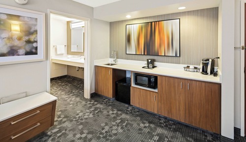 Suite, 1 Bedroom (Hearing Accessible)