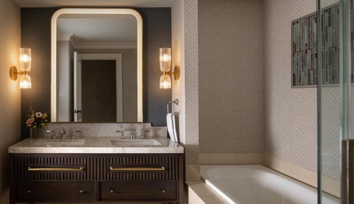 Villa, 2 Queen Beds (Mobility, Roll-In Shower)