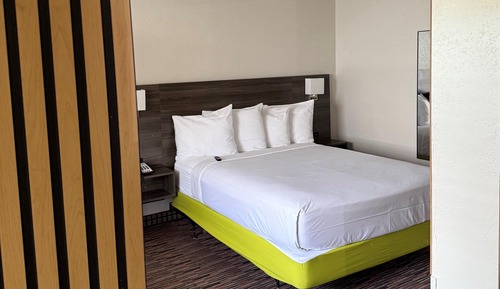 Suite, 1 Queen Bed, Non Smoking (with Sofabed)