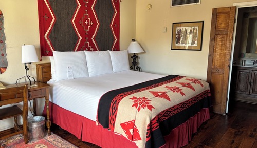 Traditional Room, 1 King Bed