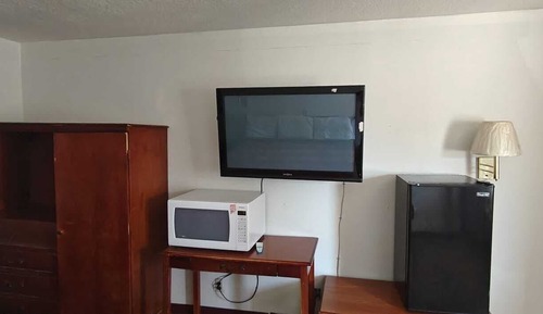 Room, 1 King Bed, Non Smoking