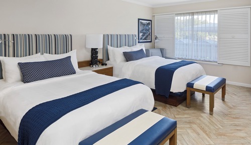 Room (2 Queens - Standard View)