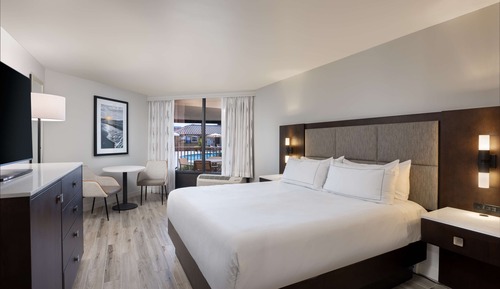 Suite, 1 King Bed