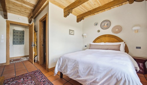 Premium Single Room, Non Smoking