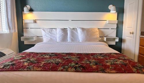 Queen Suite with Sea View