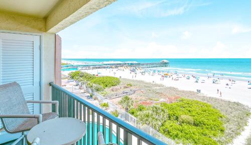 Corner Two-Bedroom Penthouse - Direct Oceanfront - Unit #506