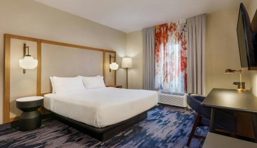King Room - Hearing Accessible