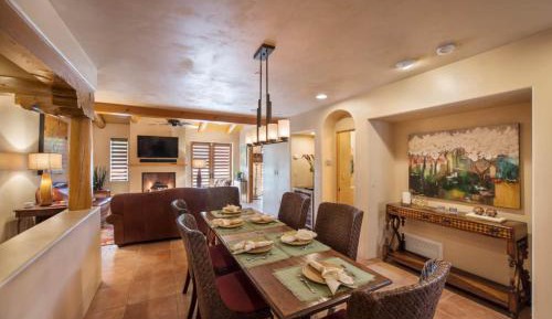 Three-Bedroom Superior Apartment
