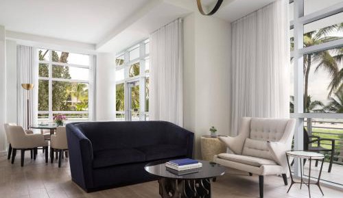 Lanai Ocean View Suite