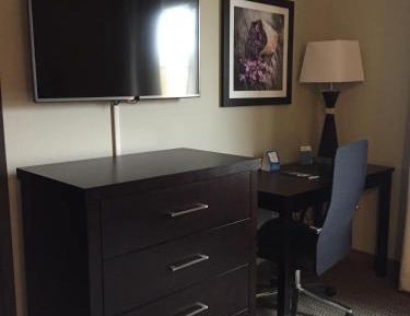 Deluxe Queen Room with Two Queen Beds - Non-Smoking