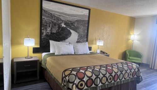 King Room - Non-Smoking
