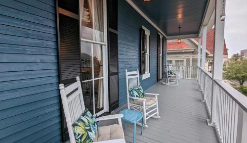 King Room with Balcony
