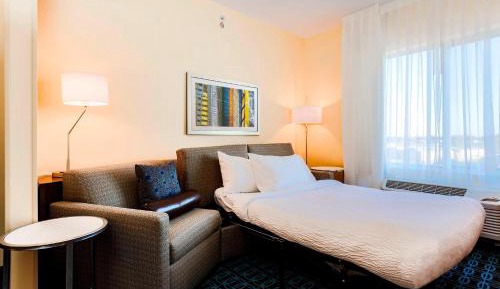 Queen Suite with Two Queen Beds and Roll-In Shower - Mobility Access/Hearing Accessible