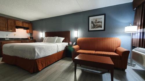 King Room with Kitchenette