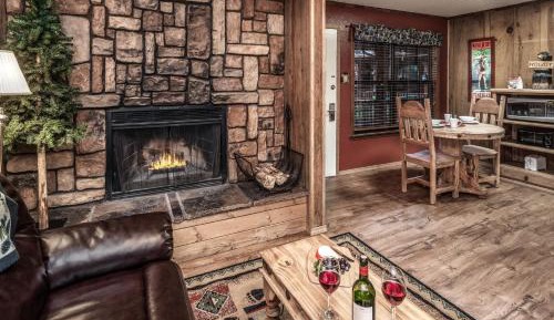 Lodge Room 101