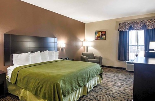 Fort Worth Hotel | Days Inn by Wyndham Fort Worth North / Fossil Creek