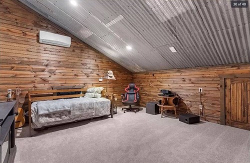 Princeton Other | Beautiful Country barn PET friendly Home