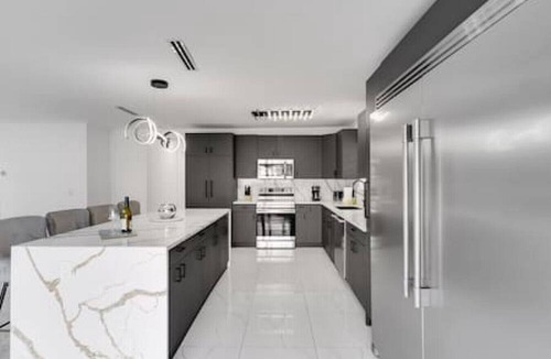 Hallandale Beach Villa | Luxe Waterfront Heated Pool Home