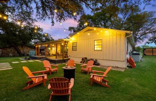 Horseshoe Bay House | The Creek Villa Heated Pool & Spa and Boat Slip