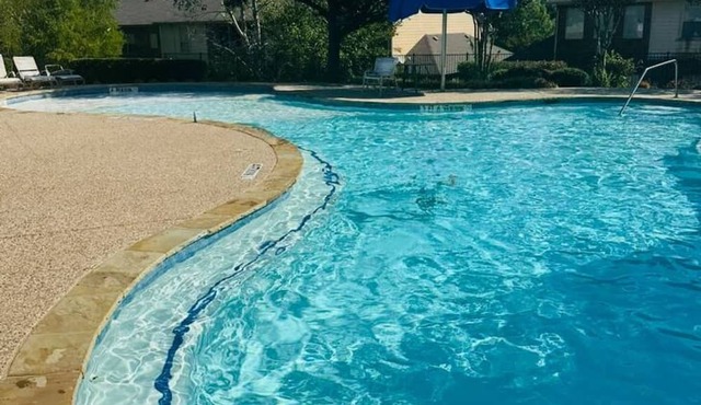 DFW Retreat w Pool 5 Min to Airport Sleeps 6