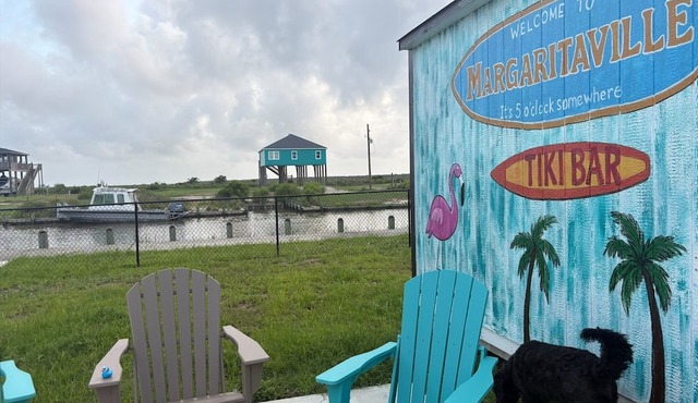 Margaritaville Themed on the Canal – Beach Across the Street RV Gated-Retreat !